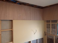 ホワイト＆イエローで明るいくポップな仕上がりに